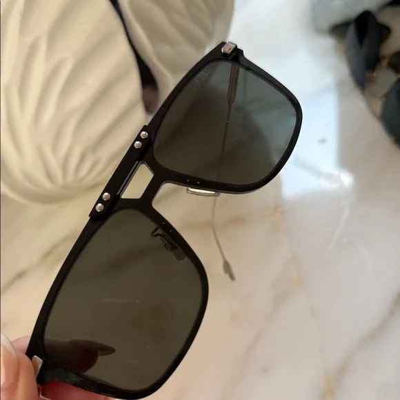 RIMOWA Black Square Aviator Sunglasses with Dark Lenses - Picture 4 of 4